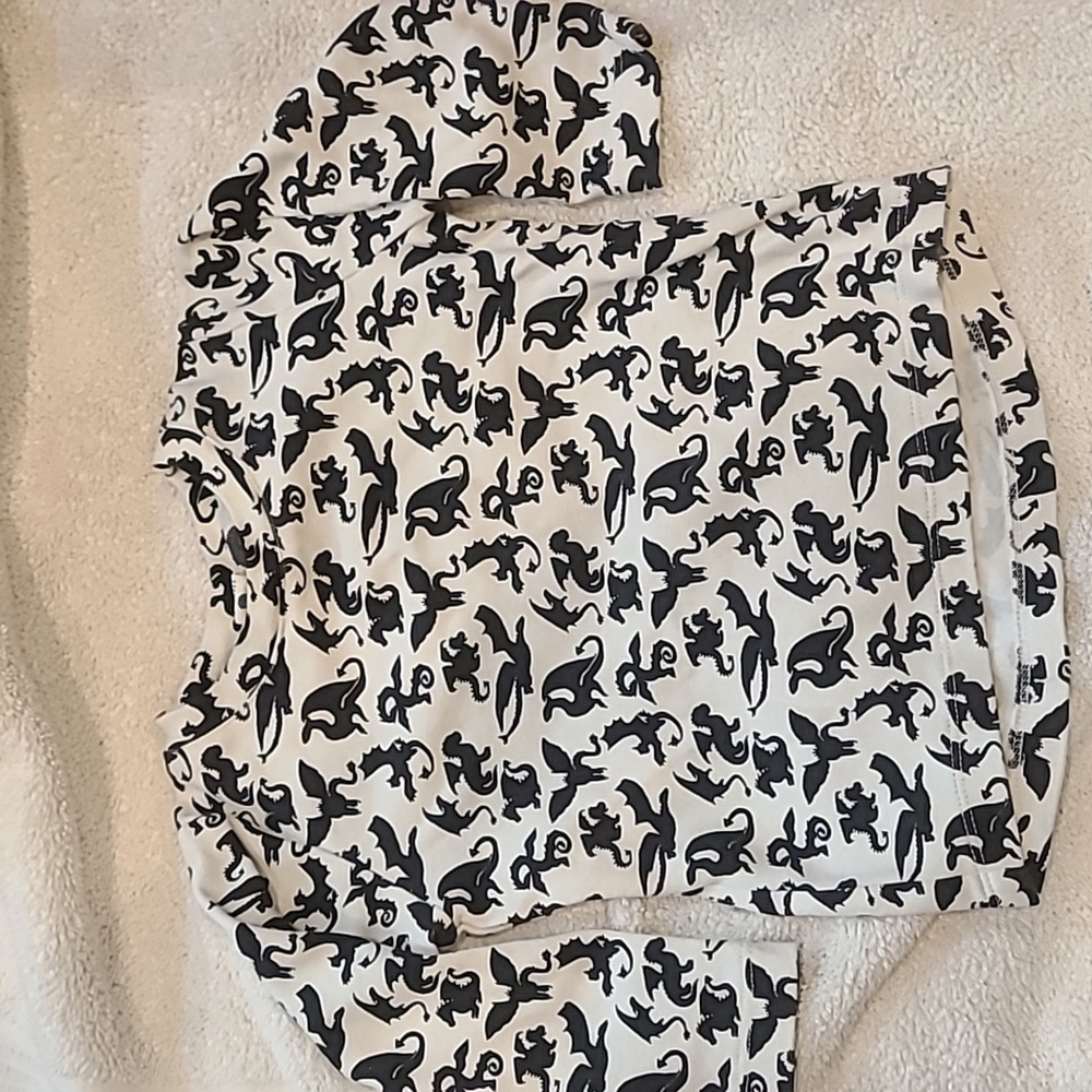 Kate Quinn 2T long sleeve shirt